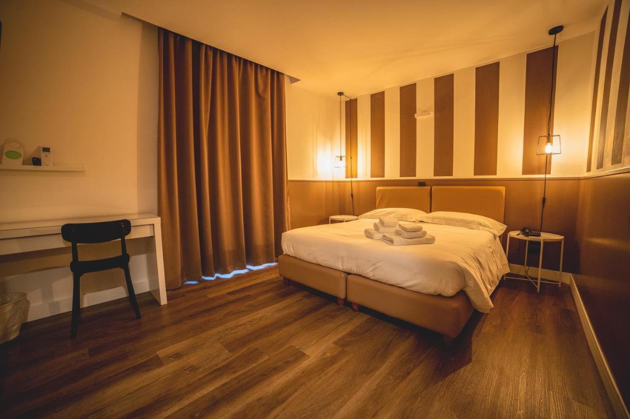 Hotel Continental Reggio di Calabria Dış mekan fotoğraf