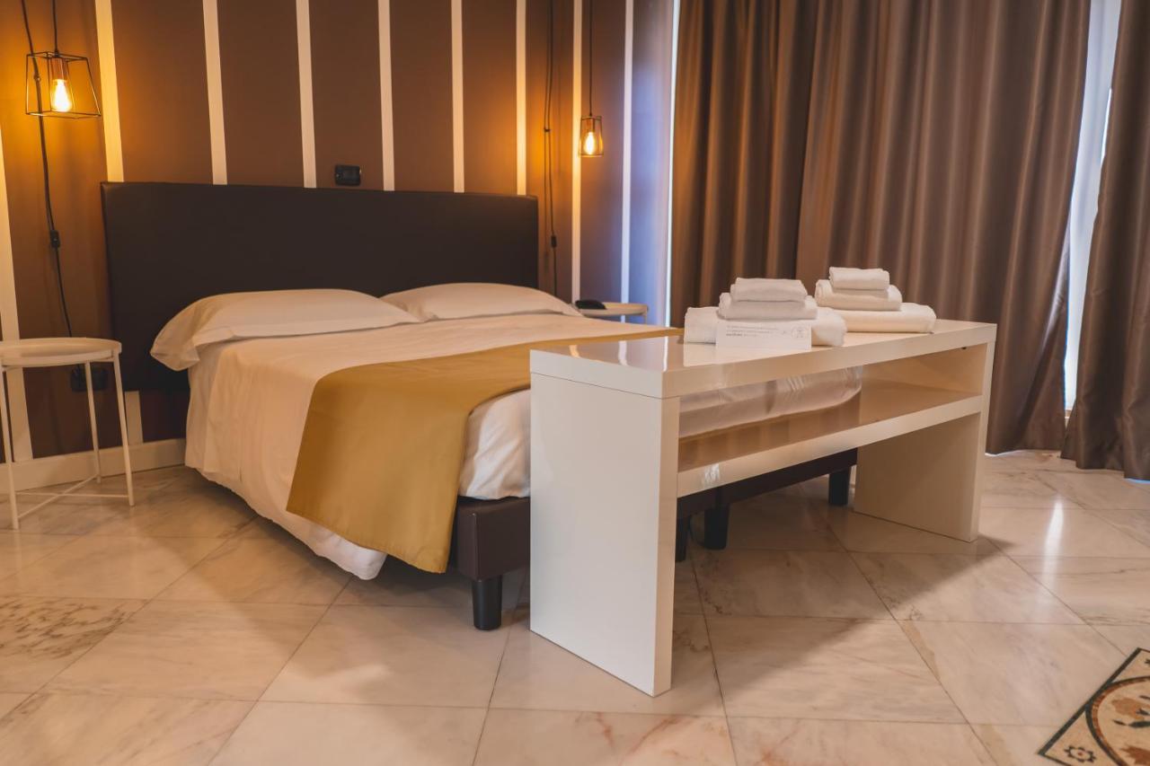 Hotel Continental Reggio di Calabria Dış mekan fotoğraf