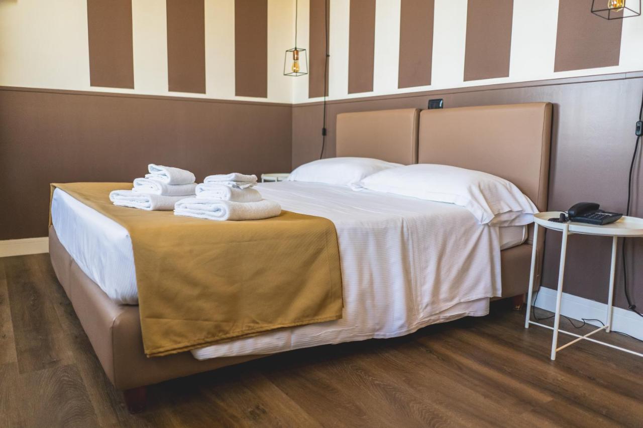 Hotel Continental Reggio di Calabria Dış mekan fotoğraf